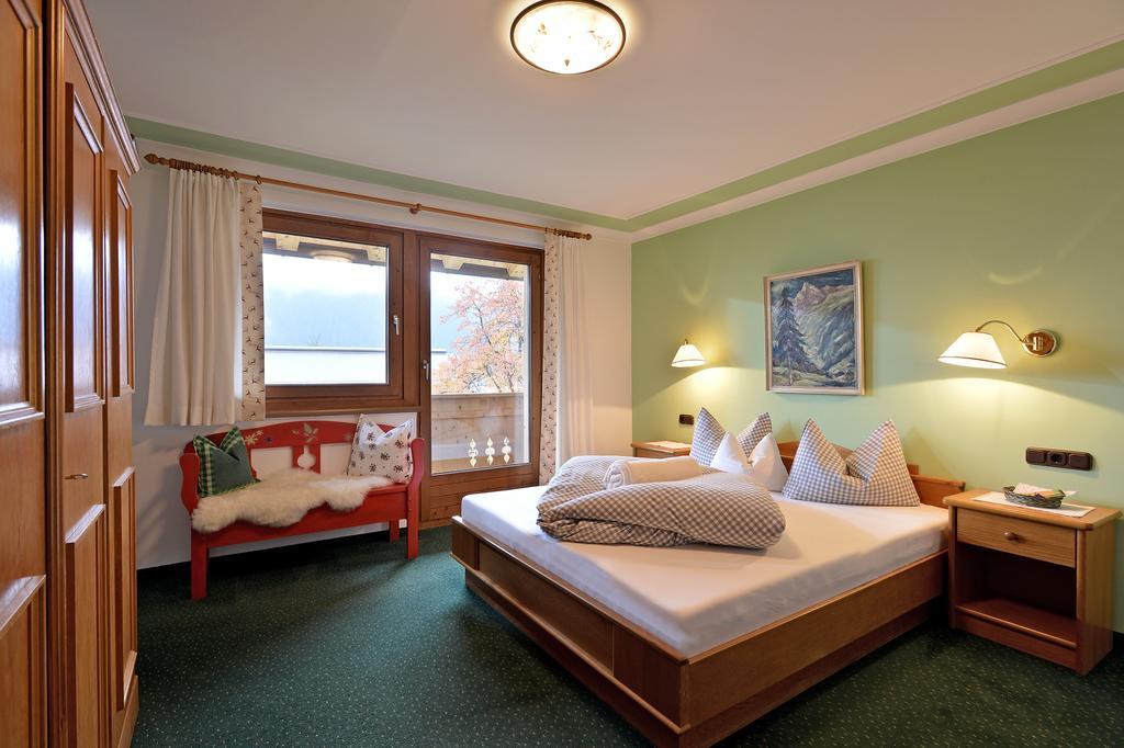 Landhaus Kumbichl Mayrhofen Pokój zdjęcie